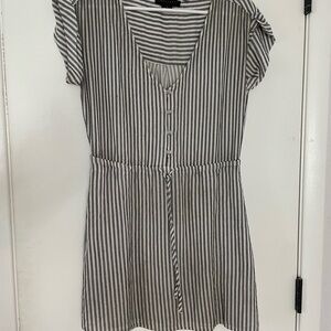 Sanctuary Black and White Cap Sleeve Fitted Blouse